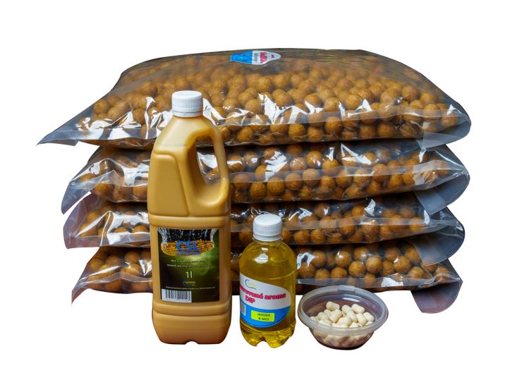 Boilies 20kg, jahoda & med, 20mm + CSL 1l + DIP 250ml + dumbles bílé 20g, 12x6mm